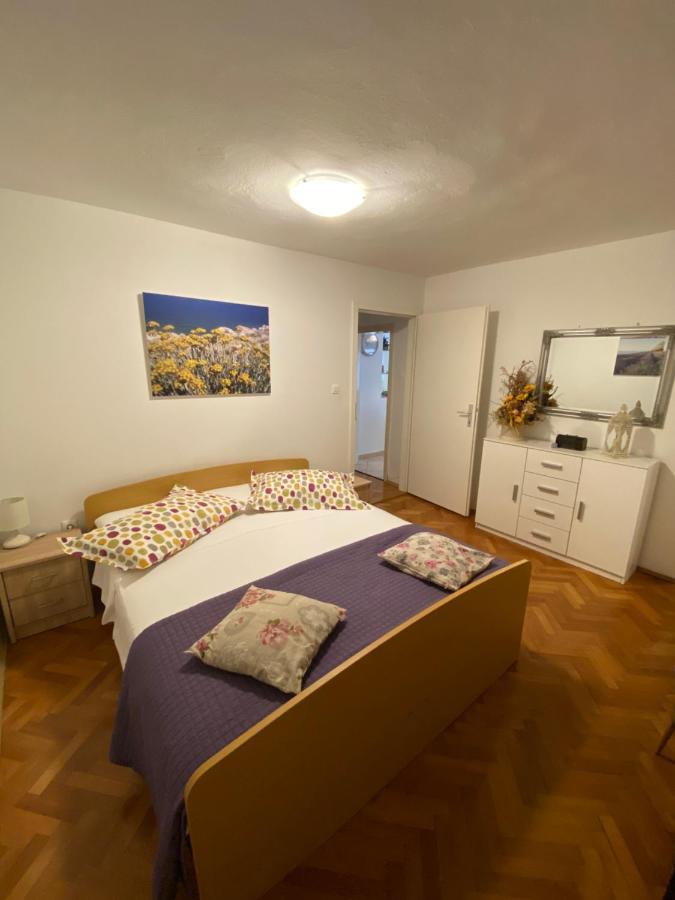 Apartman Rose Apartamento Makarska Exterior foto